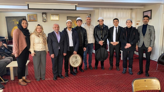 HUZUREVİNDE KANDİL COŞKUSU